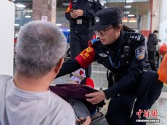 铁警陈鑫的会计式“严谨”：微表情察觉事情异样